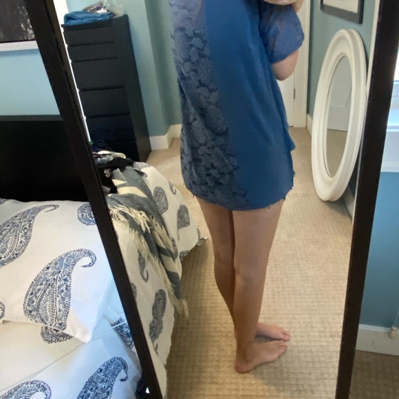 Nordstrom’s Painted Threads Top - Picture 2 of 3